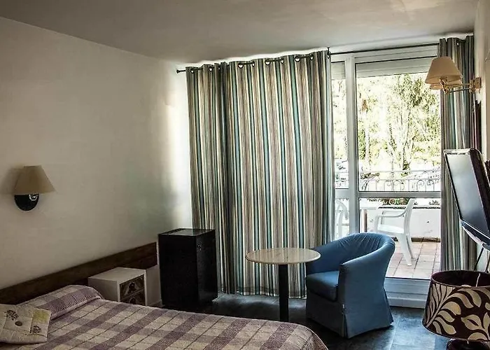 莱斯埃尔塞昂斯酒店 勒拉旺杜