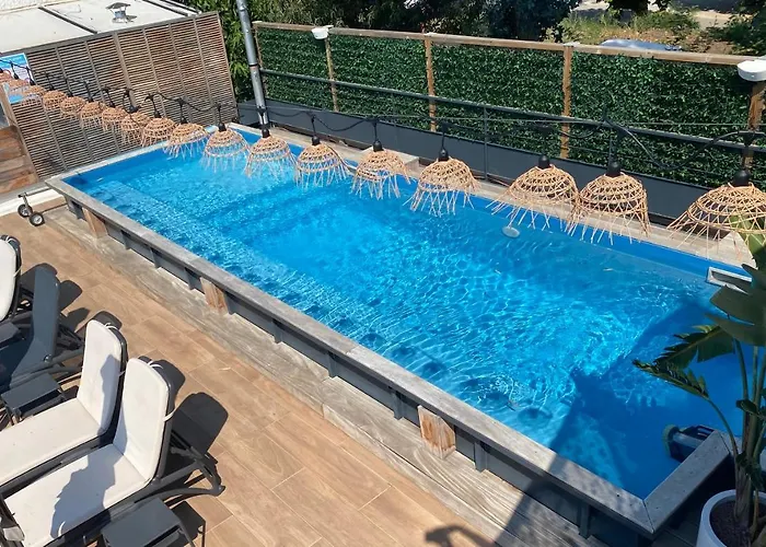 莱斯埃尔塞昂斯酒店 酒店