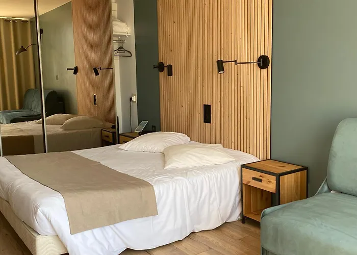 莱斯埃尔塞昂斯酒店 酒店 3*