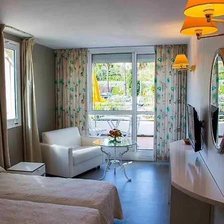 Les Alcyons Hotel Le Lavandou