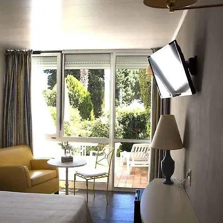 Les Alcyons Hotell