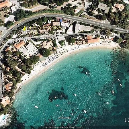 Les Alcyons Hotell 3*
