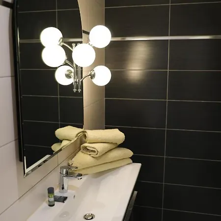 Les Alcyons Hotel