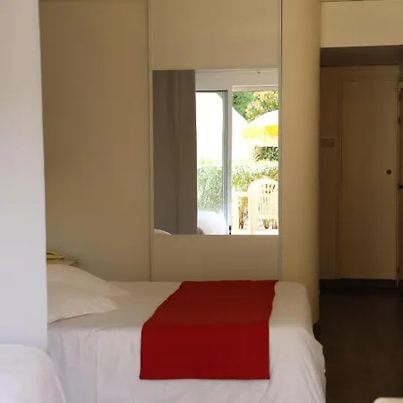 Les Alcyons Hotel
