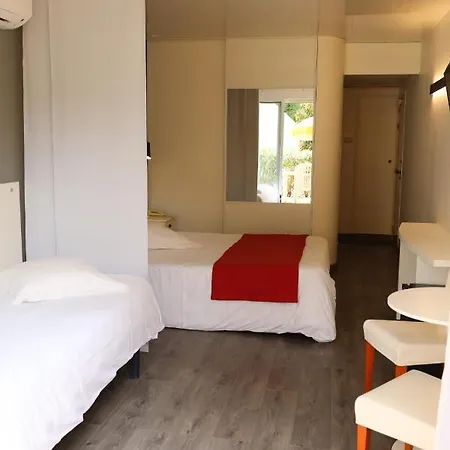 Hotel Les Alcyons Le Lavandou