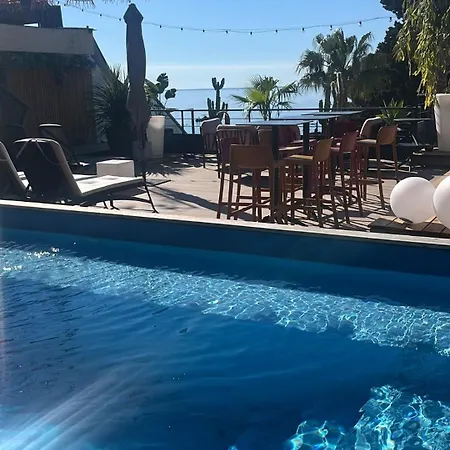 Les Alcyons Hotel 4*