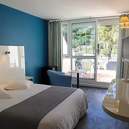 Les Alcyons 3* Le Lavandou