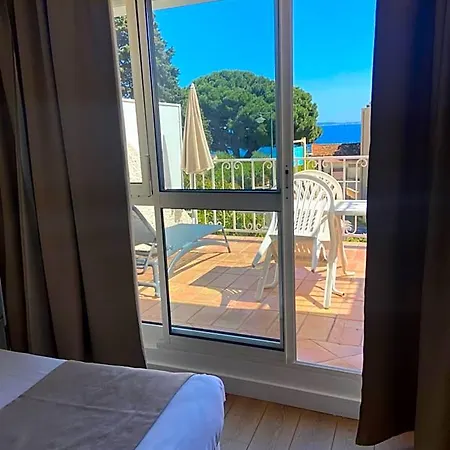 Les Alcyons Hotel Le Lavandou