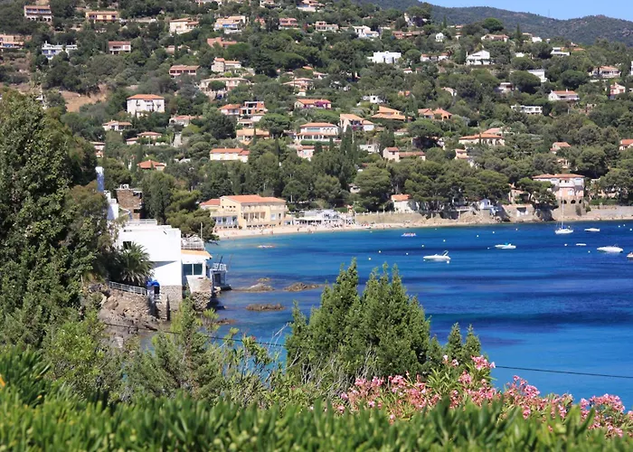 Les Alcyons 3* Le Lavandou